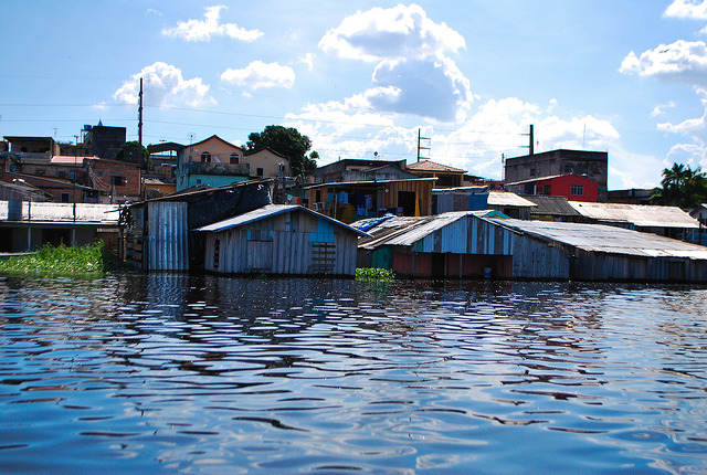 Na cheia histórica de 2012, Rio Negro ficou 71 dias acima do nível de alerta em Manaus. Foto: Fora do Eixo
